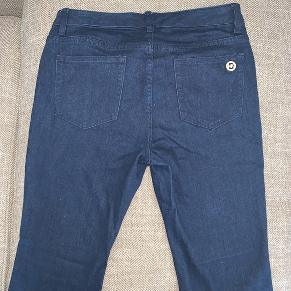 EUC Michael Kors Flare Jeans Size 6. - Picture 4 of 9